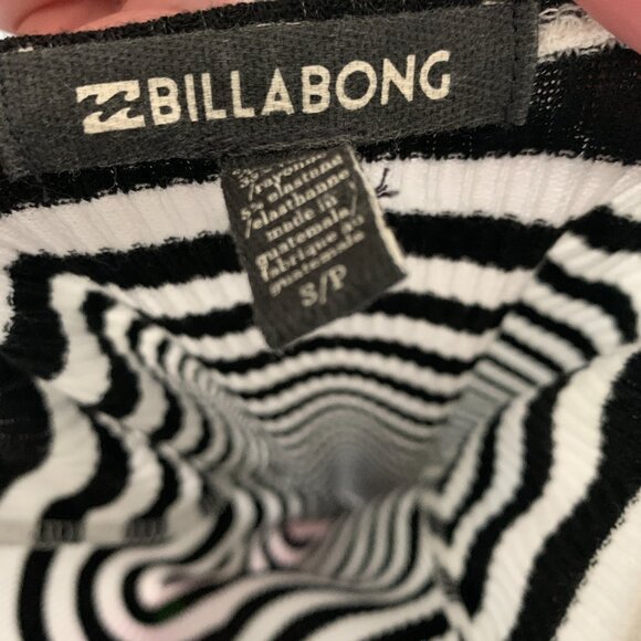 Billabong black and white dress size S - Picture 3 of 3